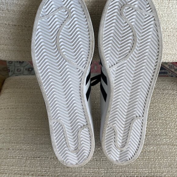 Adidas White Superstars Men’s 10 - Picture 6 of 8